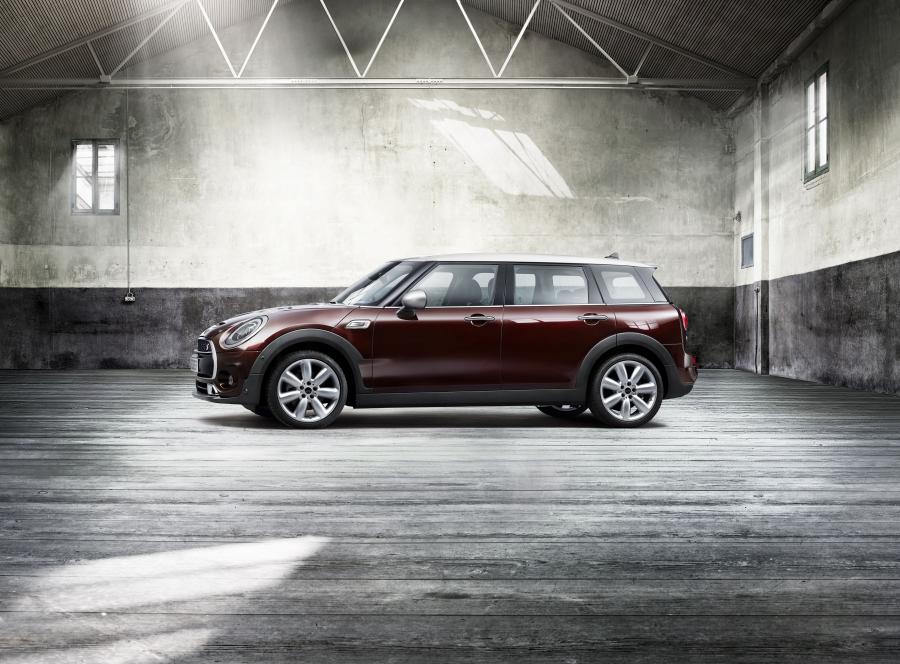  Mini Cooper S Clubman 2015 года  (фото 6 из 29)